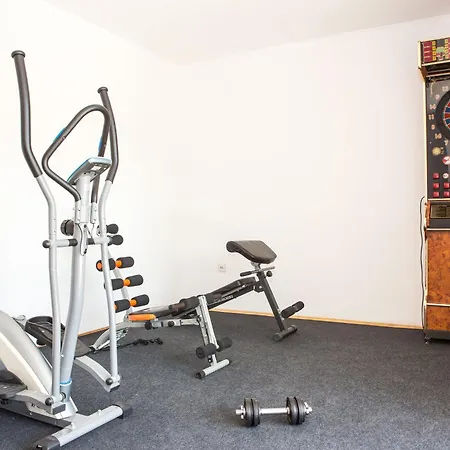 Apartament Suman With Shared Swimming Pool, 120m From The